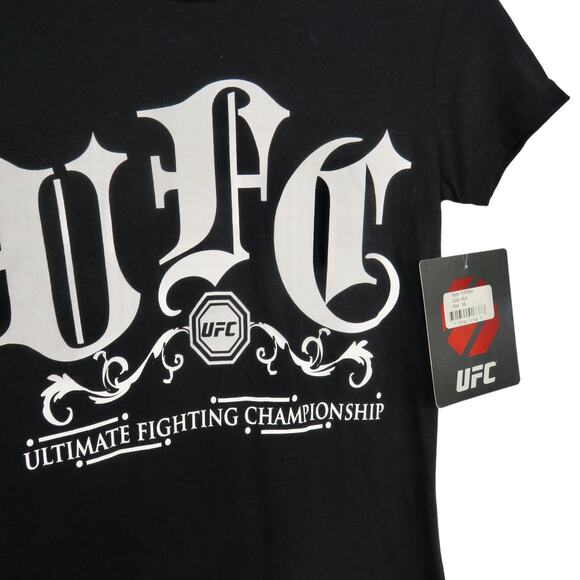 UFC Women's Black Crewneck Official T-Shirt Small - Picture 3 of 5